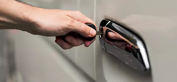Why Choose Our Auto Locksmith Team in Centerville, OH?